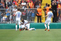 SELÇUK ŞAHİN - Kasımpaşa İzmir'de Güldü