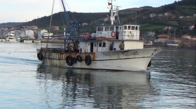 Tekneden Denize Düşen Genç Bulunamadı