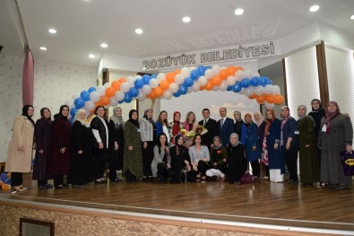 AK Parti Kadın Kolları Bilgilendirme Ve İstişare Toplantısı Yapıldı.
