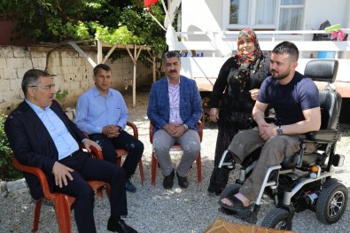 Başkan Çelikcan, Afrin Gazisi Türkmen'i Ziyaret Etti