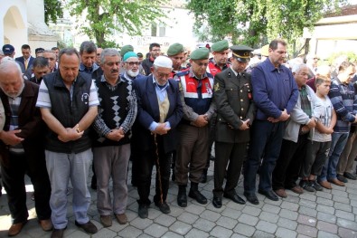 Gazi Askeri Törenle Toprağa Verildi