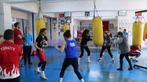 BUENOS AIRES - Genç Kız Milli Boks Takımı Hedefe Kilitlendi