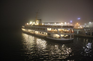 İstanbul'da Deniz Ulaşımına Sis Engeli
