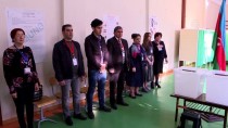 Azerbaycan Sandık Başında