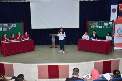 Balıkesir'de Liseler Arası Münazara Yarışmaları Başladı