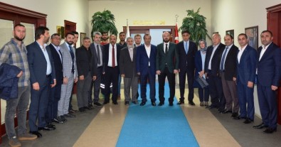 Ceyhan'dan Başkan Toltar'a Umre Ziyareti