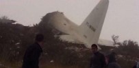 Cezayir'de askeri uçak düştü