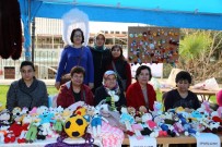BARıŞ SELÇUK - Efeler Belediyesi El Sanatları Pazarı Açıldı