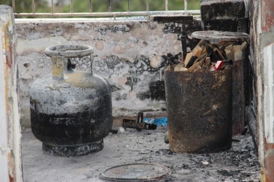 Ev Yangınında Faciadan Dönüldü