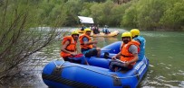 CESARET ÖDÜLÜ - Hakkari, Türkiye Rafting Şampiyonasında