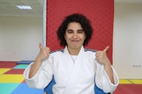 Hayatı Judo İle Değişen Ayşegül'ün Hayali Öğretmen Olmak