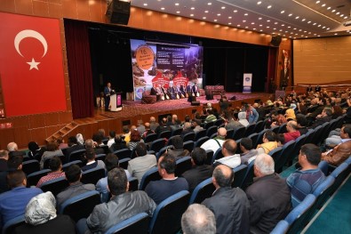 Karacaoğlan Şiir Akşamları Sürüyor