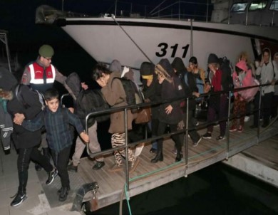 Kuşadası Körfezi'nde 81 Kaçak Göçmen Yakalandı