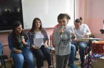 EĞITIM İŞ - Özel Öğrenciler Şarkı Söyleyip Dans Etti