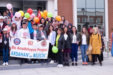 Ardahanlı Öğrencilerden Şeyh Edebali Üniversitesi'ne Ziyaret