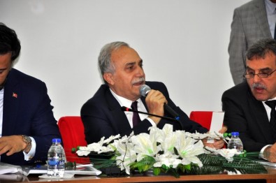 Bakan Fakıbaba Akçakale'de STK Temsilcileri Ve Muhtarlarla Bir Araya Geldi