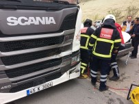 Gediz'de Trafik Kazası Açıklaması 1 Yaralı