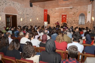 Osmangazi'de Aşkın Mızrabı Konseri