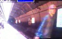 İNTİHAR GİRİŞİMİ - Marmaray'da trenin önüne böyle atladı