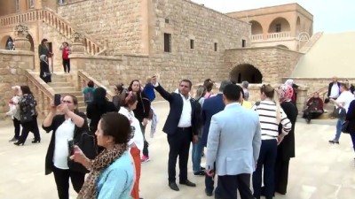 Midyat'ta Avrupa'dan Turist Sevinci