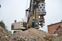 KRİZ MERKEZİ - Mollaarap'ta Fore Kazık Çalışmaları Hız Kazandı