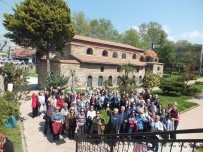 ALTINŞEHİR - Olgun Gençler İznik'te Baharın Keyfini Çıkardı