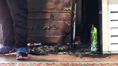 Yahudi Yerleşimciler, Batı Şeria'da Cami Girişini Ateşe Verdi