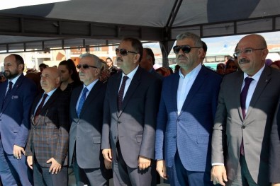 Bakan Özhaseki Açıklaması 'Kayseri'de Hizmet Belediyeciliği Yaptık'