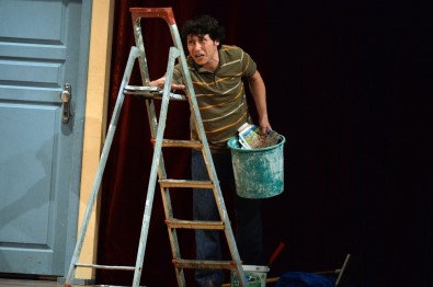 'Boyacı' Oyunu Mersinli Tiyatro Severlerden Tam Not Aldı