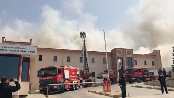 Son dakika! Bursa'da hastane yangını (Son detaylar)