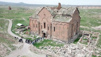Ani'deki 'Büyük Katedral' Restore Edilecek