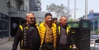 REHİN - Bursa'da Bir Kişiyi Öldürüp, Rehine Aldığı Bir Kişiyi De Yaralayan Şüpheli Adliyeye Sevk Edildi