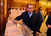 DİVAN BAŞKANLIĞI - Dursun Özbek Açıklaması 'Şampiyonluk Kupasını Hep Beraber Kaldıracağız'