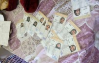 KİMLİK KARTI - Göçmenlere Sahte Belge Hazırlayan Zanlı Tutuklandı