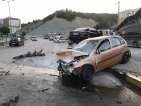 Kontrolden Çıkan Otomobil Üç Araca Çarptı Açıklaması 3 Yaralı