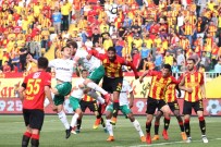 SABRİ SARIOĞLU - Spor Toto Süper Lig Açıklaması Göztepe Açıklaması 2 - Bursaspor Açıklaması 1 (Maç Sonucu)