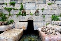 Tarihi Mekanda Halı Ve Yün Yıkama Geleneği