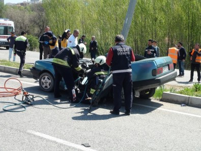 Yozgat'ta Trafik Kazası 2 Ölü 1 Yaralı