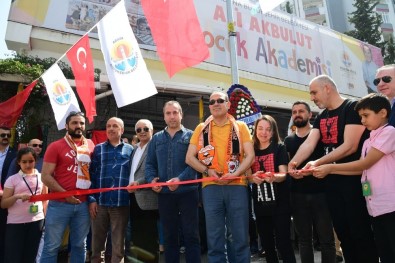 Ali Akbulut Çocuk Akademisi Açıldı