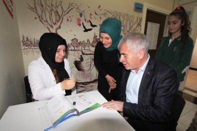 Başkan Memiş Dede Korkut Koleji'ni Ziyaret Etti