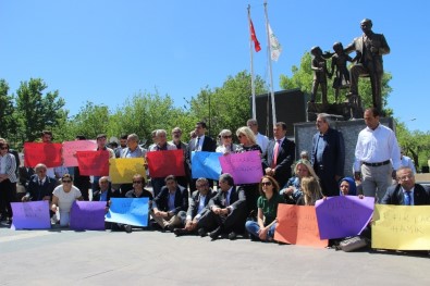 Diyarbakır'daki CHP Eylemine HDP'liler De Destek Verdi