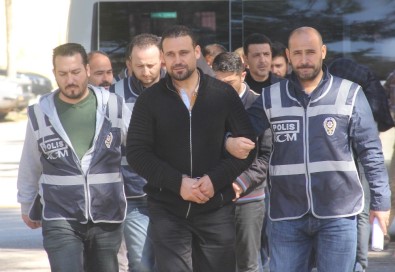 Dolandırıcılığa Doymadı