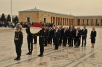 ÖZGÜR BAYRAKTAR - ASO'nun Yeni Yönetimi Anıtkabir'i Ziyaret Etti