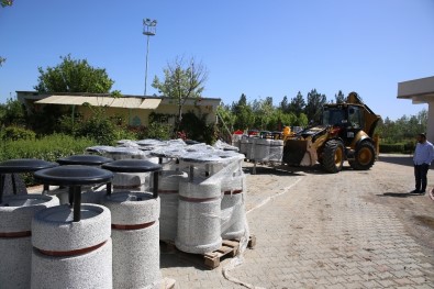 Batman Belediyesinden Parkla Yeni Çöp Kovaları