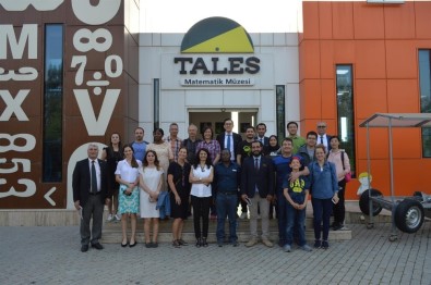 Dünya Bilimler Akademisi Üyeleri Tales Matematik Müzesi'ni Ziyaret Etti