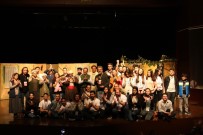 TİYATRO OYUNCUSU - Efeler Belediye Tiyatrosu, Uluslararası Tiyatro Festivali'ne Katıldı