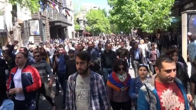 Ermenistan'daki Protestolarda 80 Kişi Gözaltına Alındı
