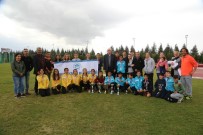 KAZıM KURT - Odunpazarı Atletizmde Kupaya Doymuyor