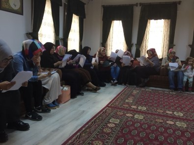 Tokat'ta Mahalle Konaklarında 'Okuma Halkası' Projesi