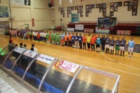 Alanya'da Birimler Arası Futsal Turnuvası Başladı